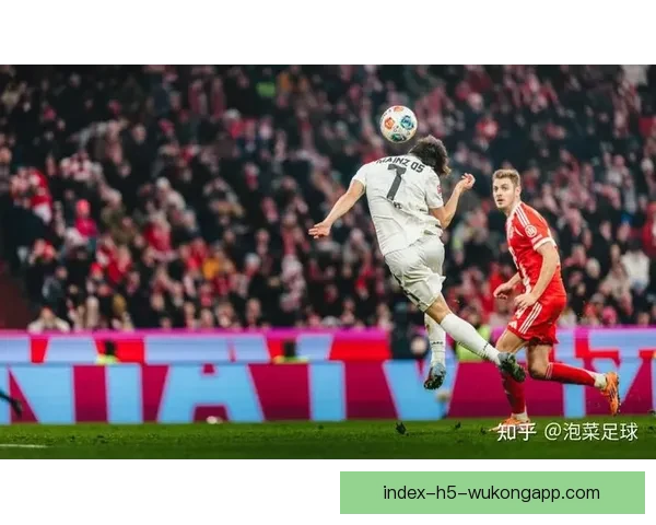 德甲足球联赛直播聚焦豪门对决实时赛况深度解析战术走势球星表现全景呈现